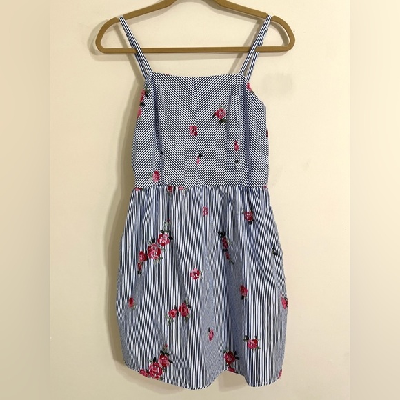 EVERLY Floral Spaghetti Strap Striped Mini Sundress M Coquette Girl Cottagecore - Picture 2 of 14